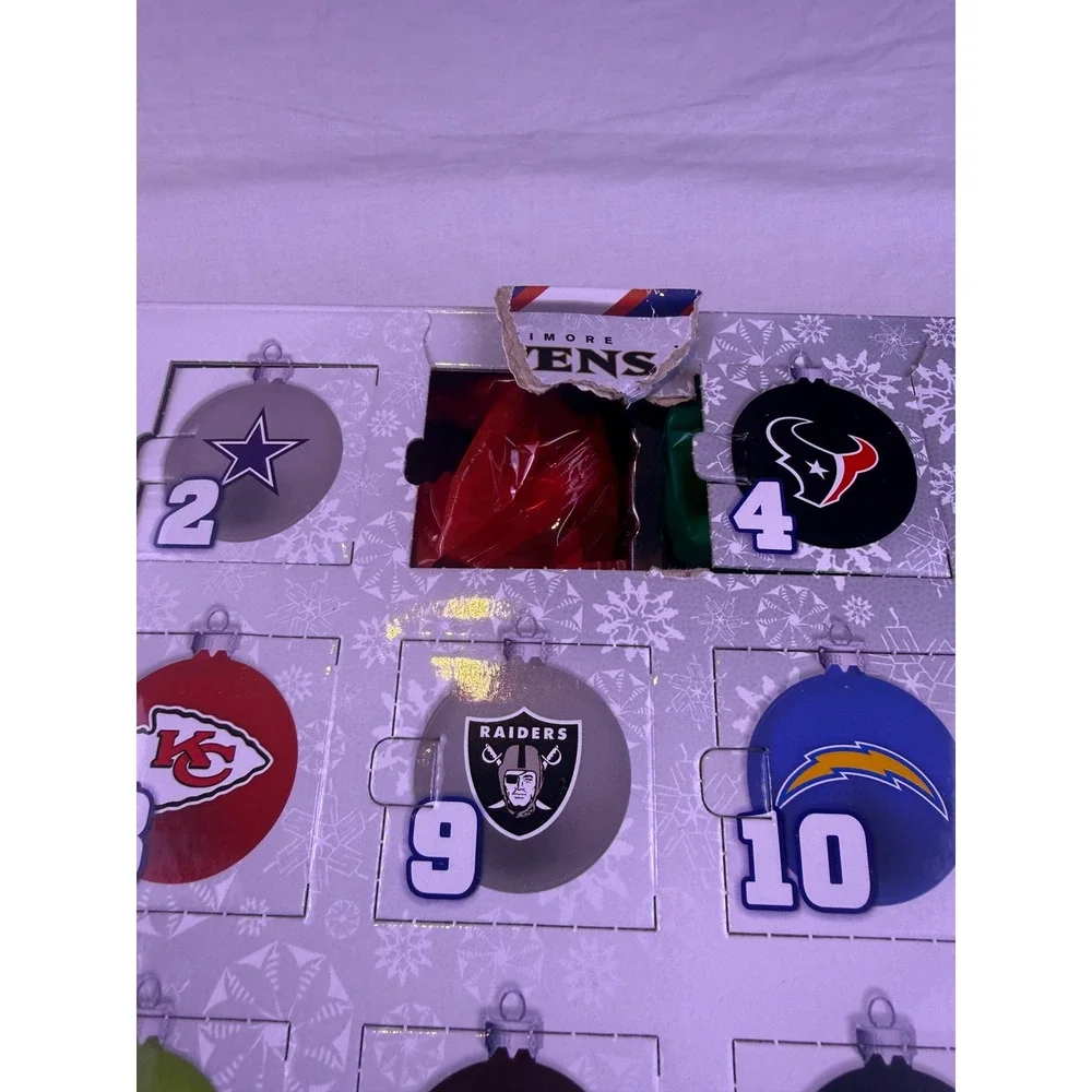 Funko Pocket Pop! NFL 24 Day Countdown Calendar Multicolor NEW - Open Box